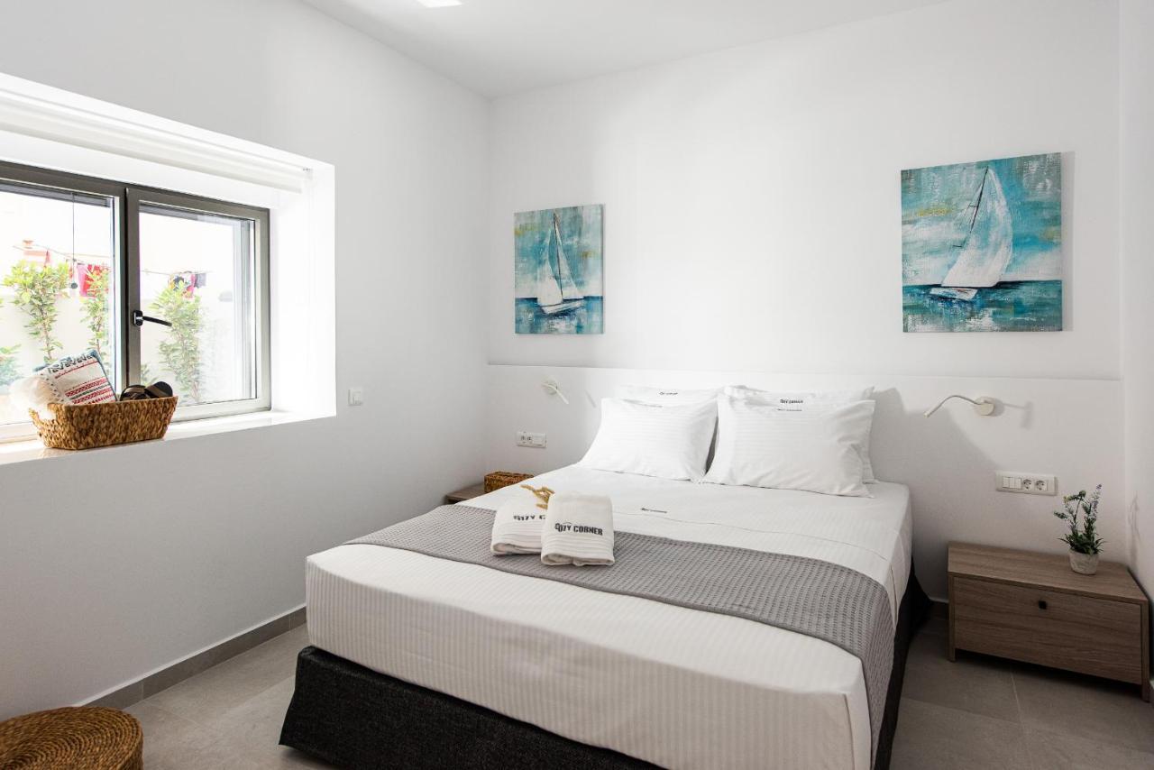 Cozy Corner Luxury Apartments Ханя Екстериор снимка