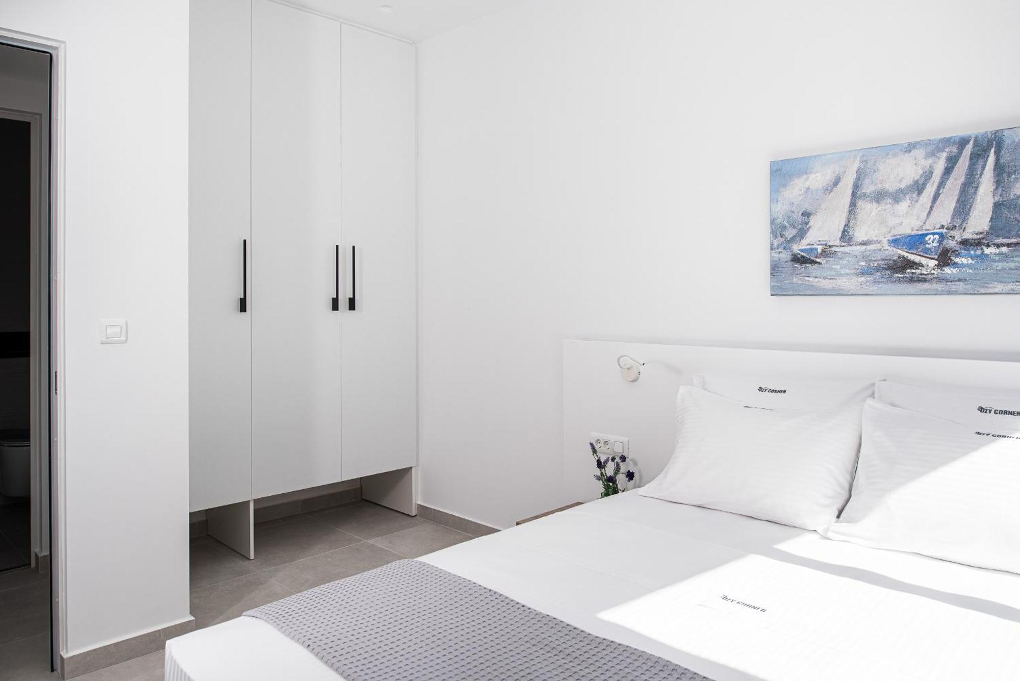 Cozy Corner Luxury Apartments Ханя Стая снимка