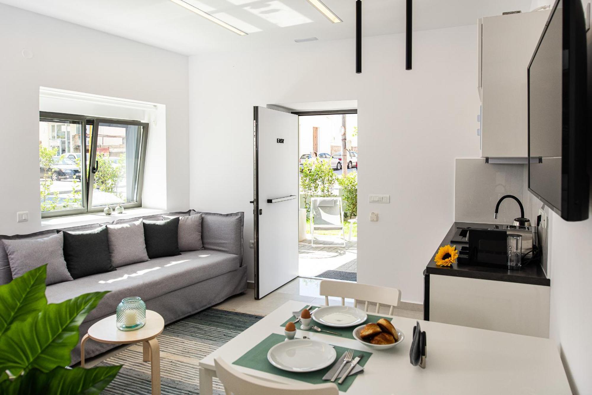 Cozy Corner Luxury Apartments Ханя Стая снимка